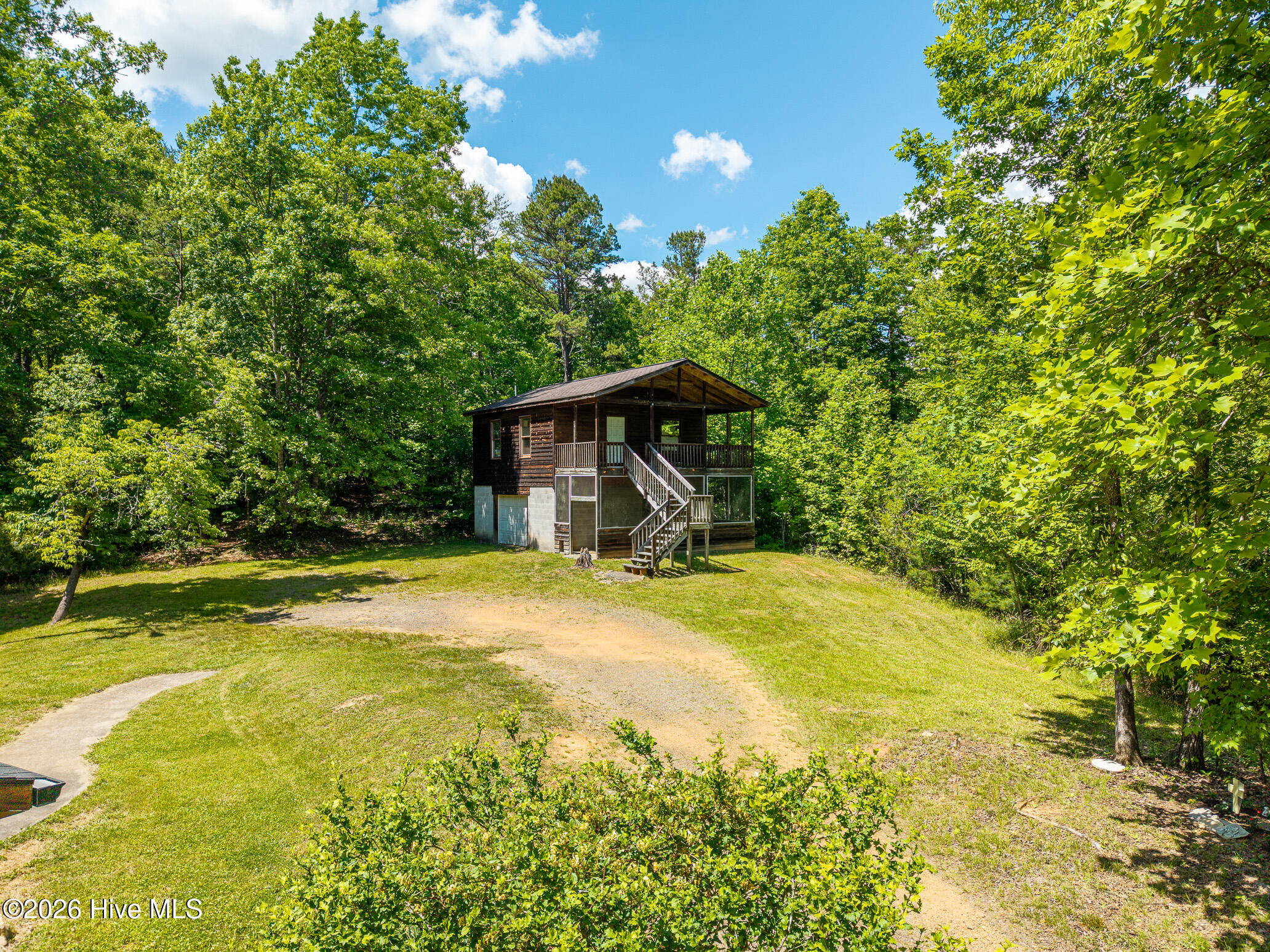 562 Sunny Lane