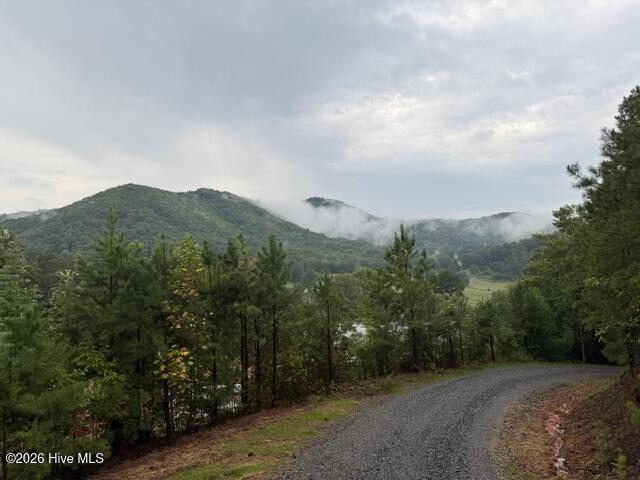 8,9 8,9 Downings Creek Road