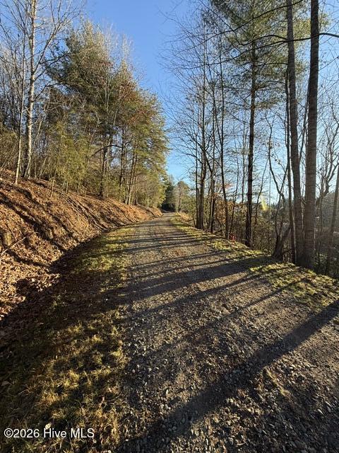 8,9 8,9 Downings Creek Road