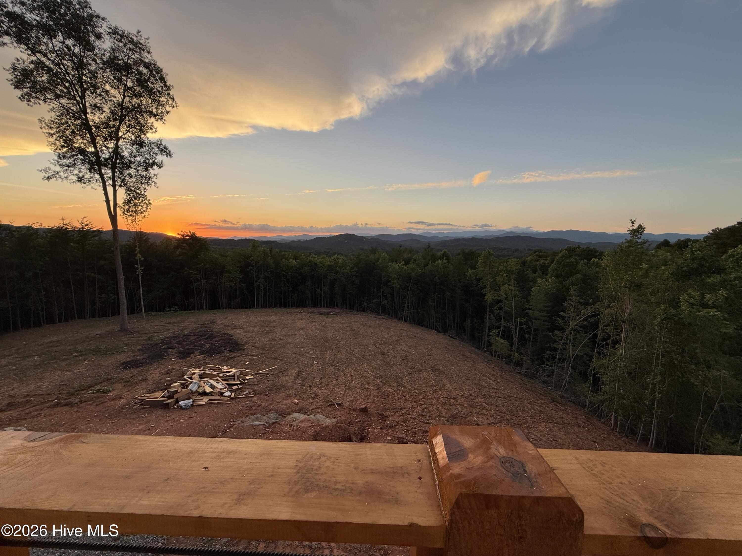 1280 Poor House Mountain Trail