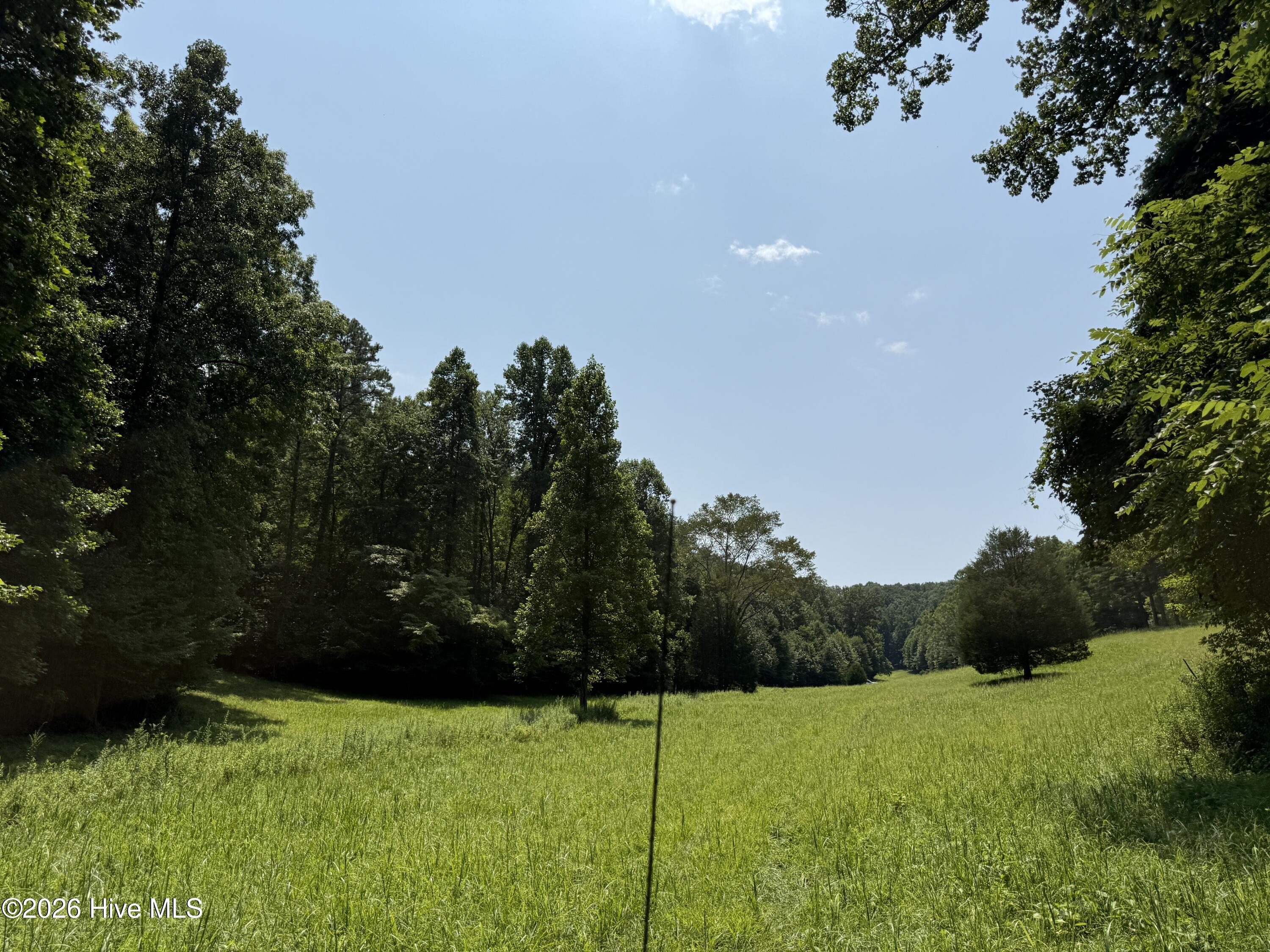 200 Avalon Crest