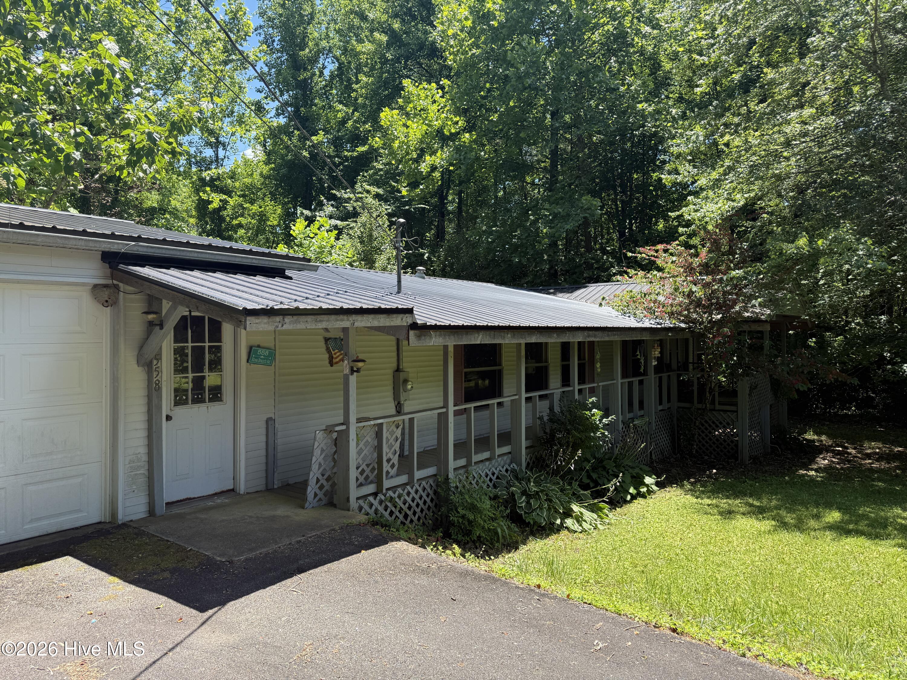 558 Rhea Branch Road