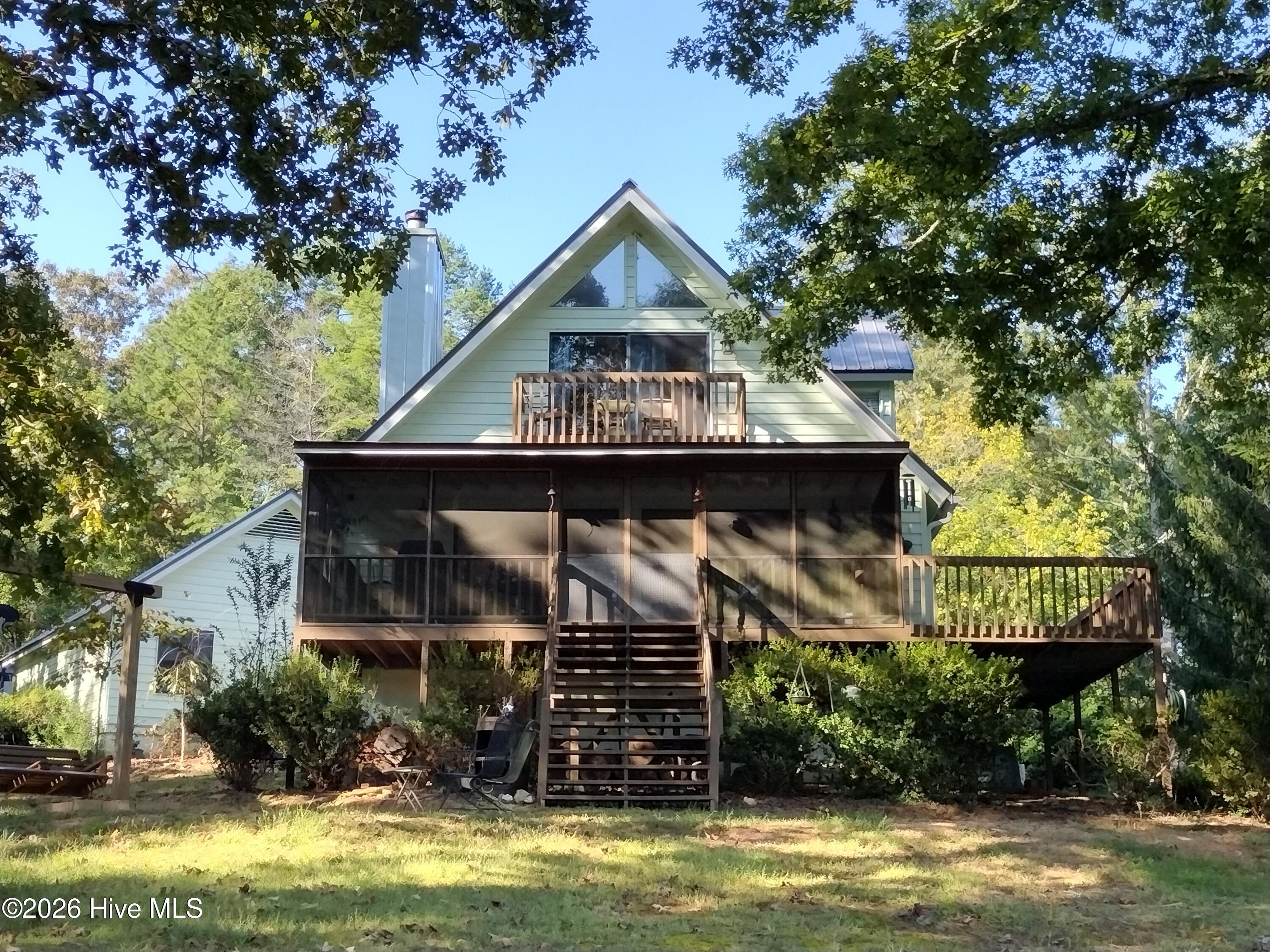33 Lake Wells Terrace