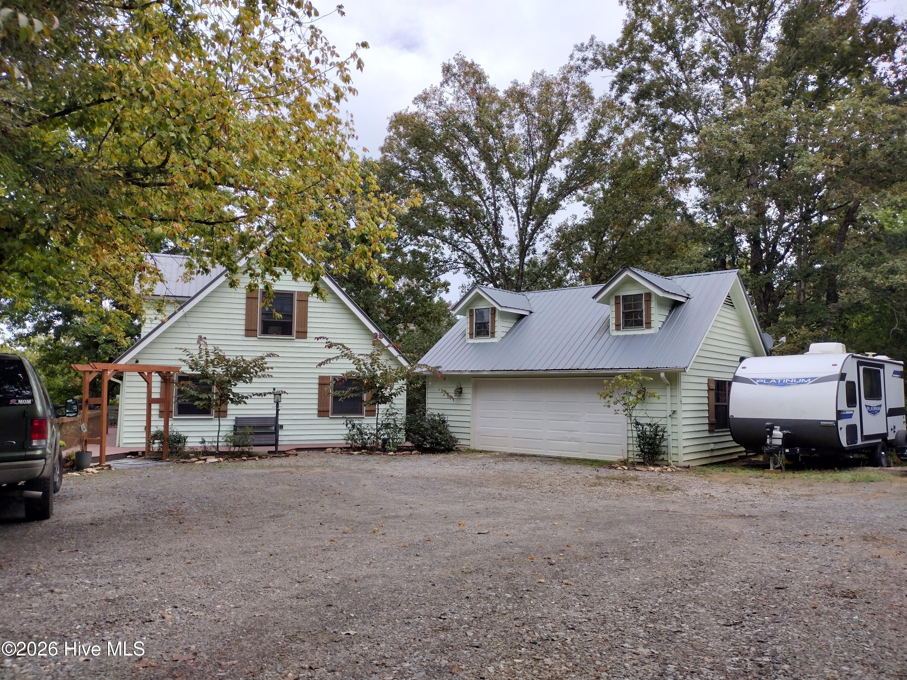 33 Lake Wells Terrace