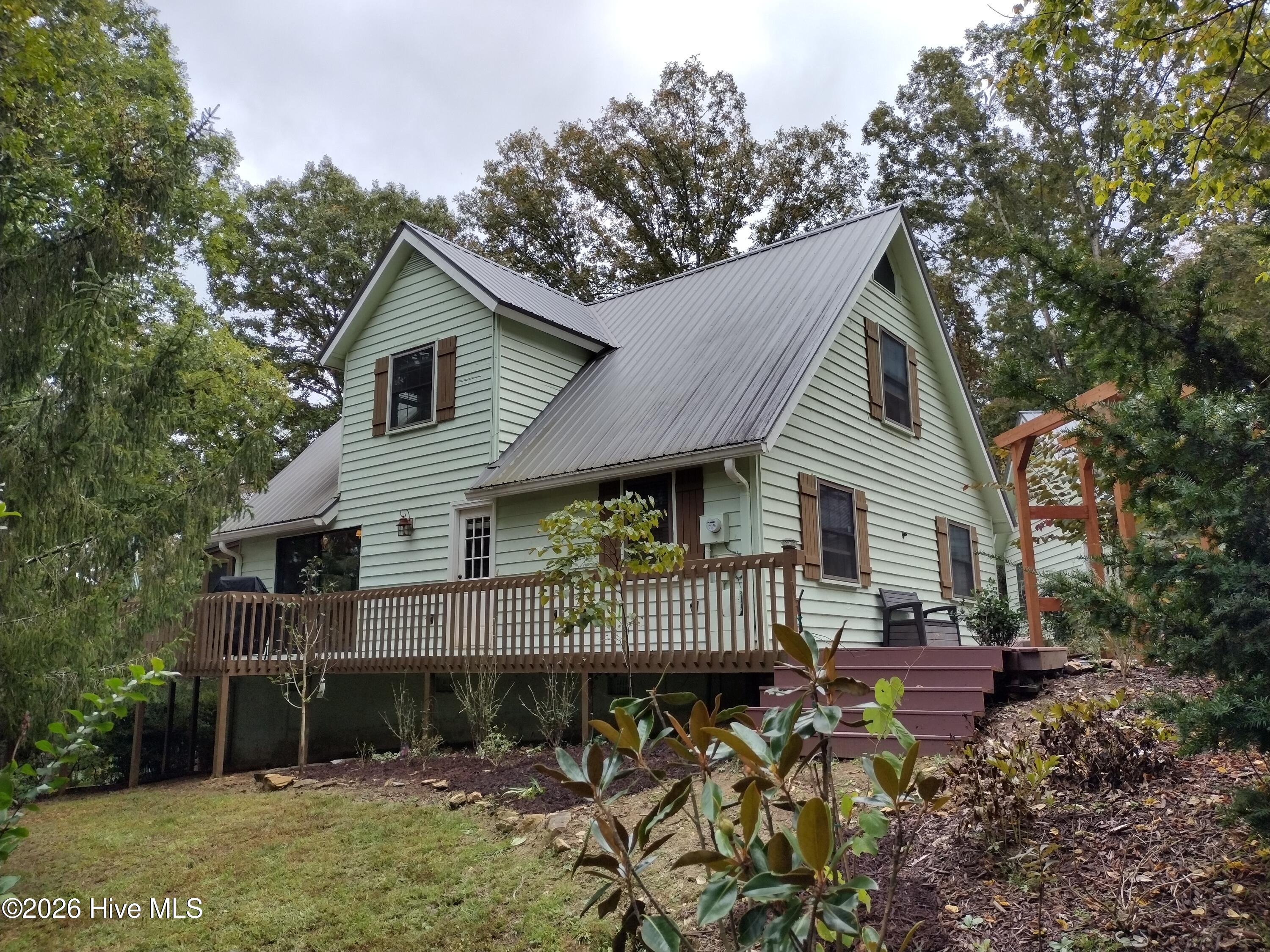 33 Lake Wells Terrace