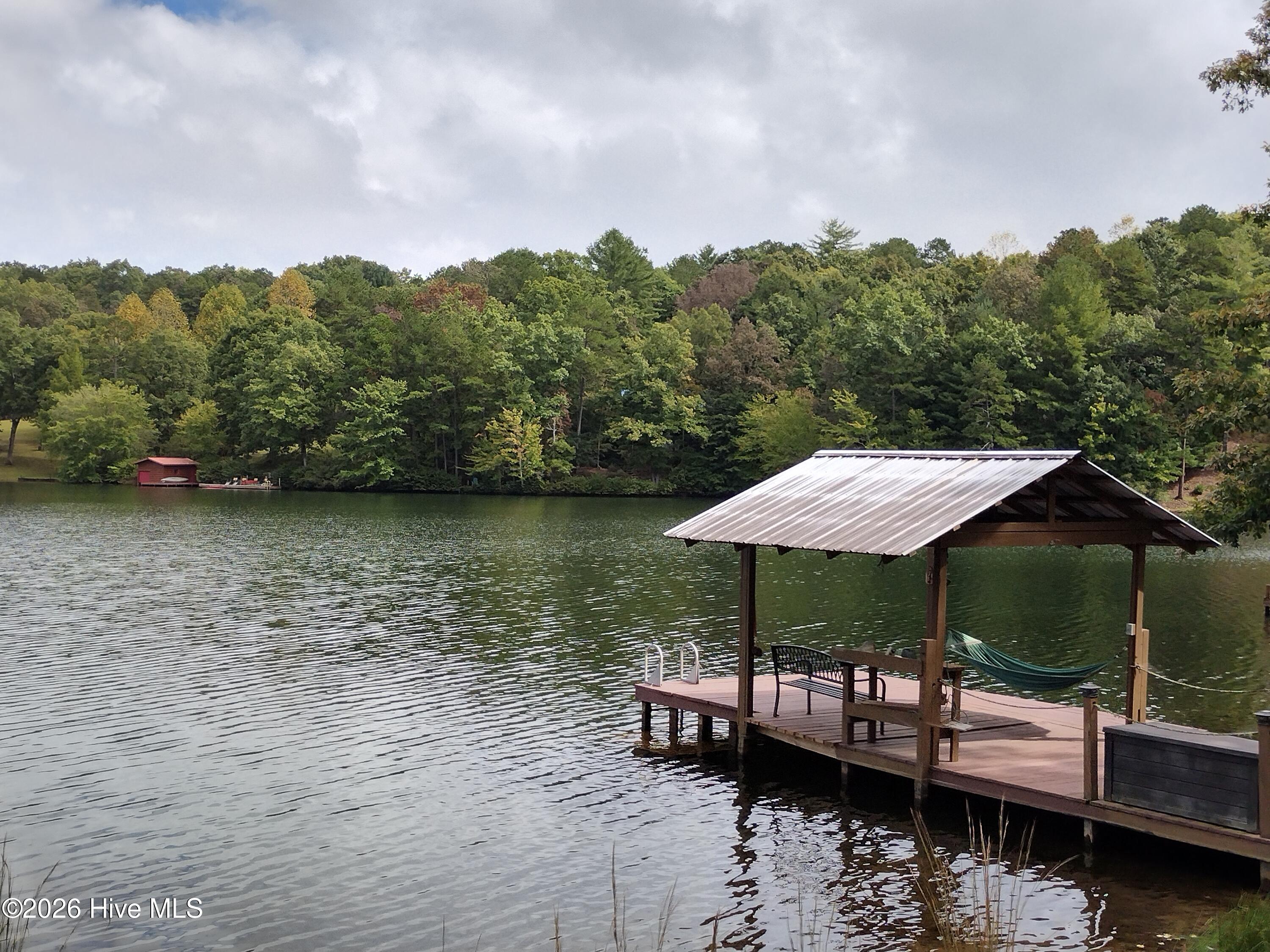 33 Lake Wells Terrace