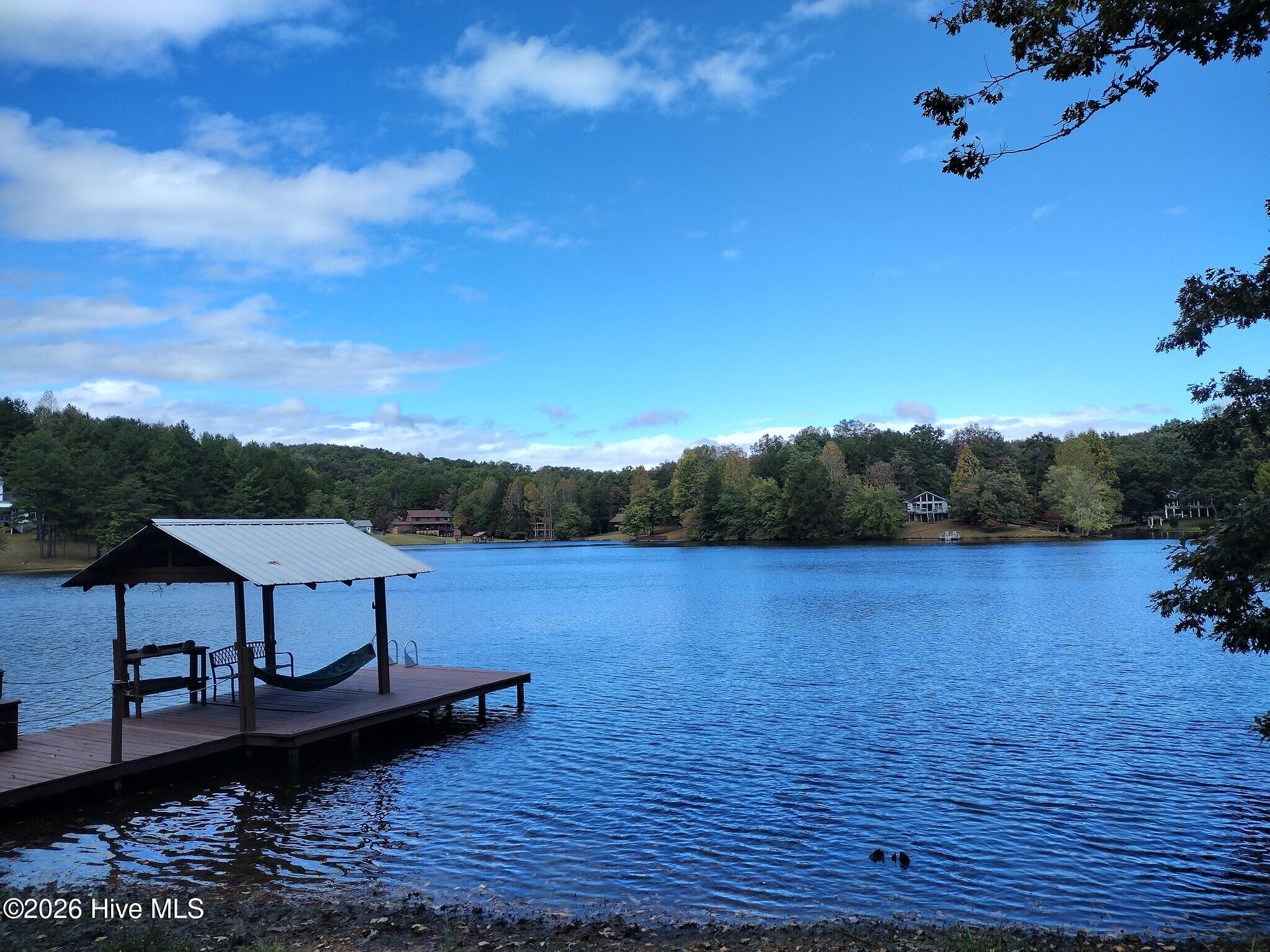 33 Lake Wells Terrace