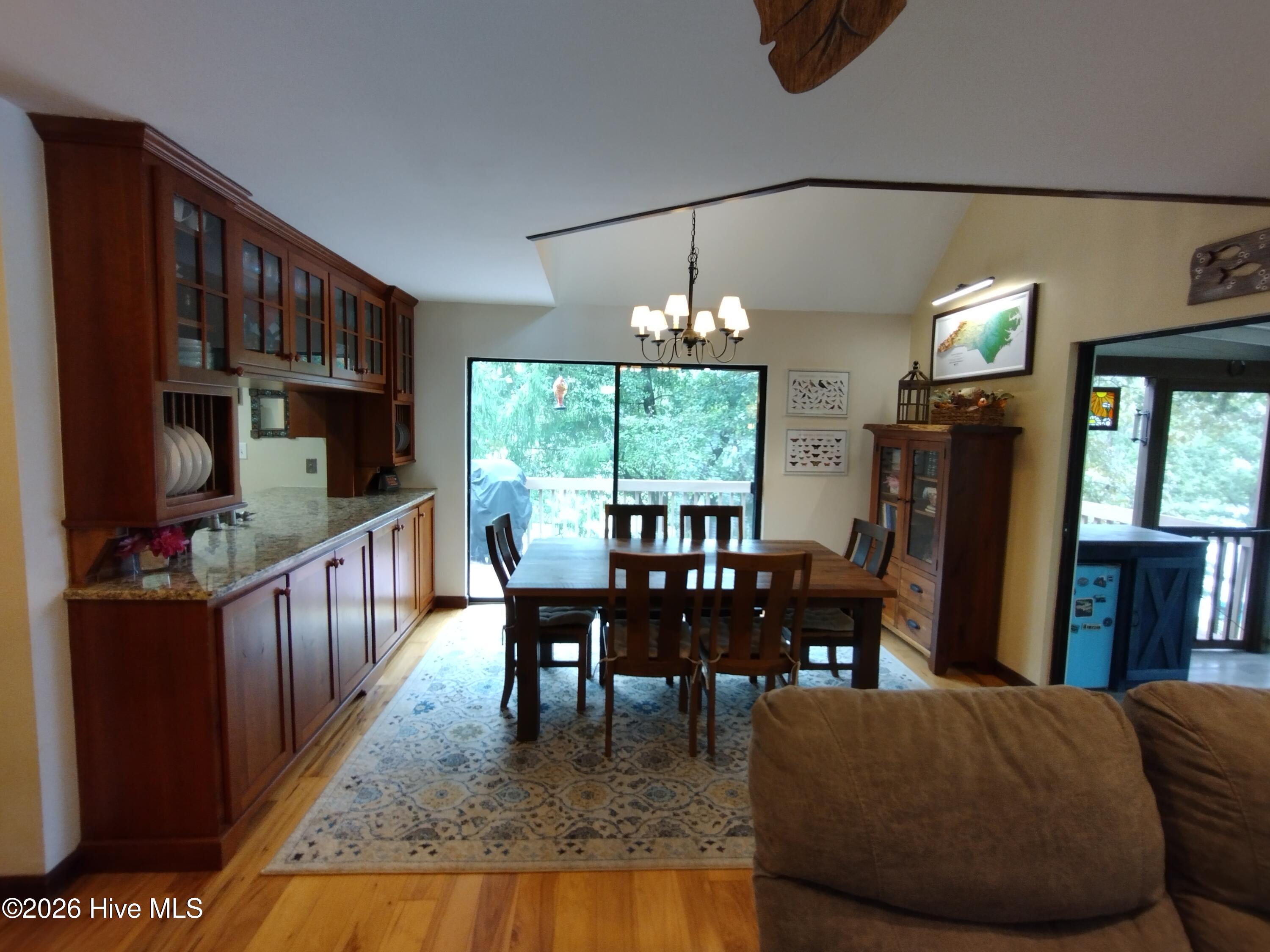 33 Lake Wells Terrace