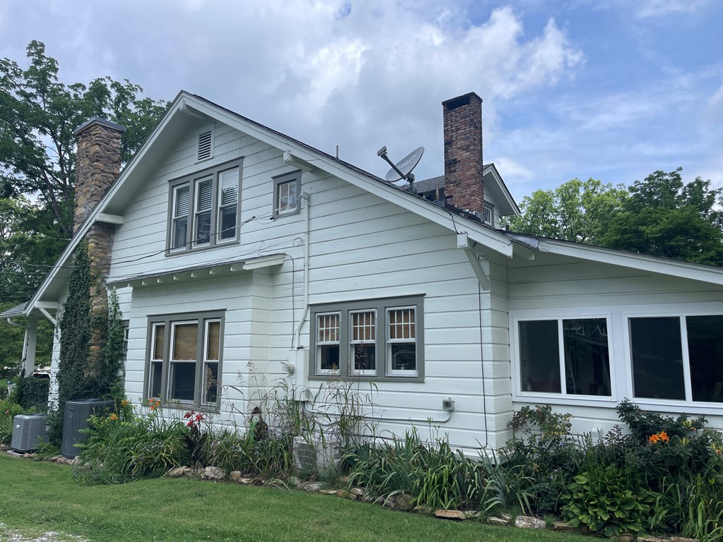114 Sioux Street