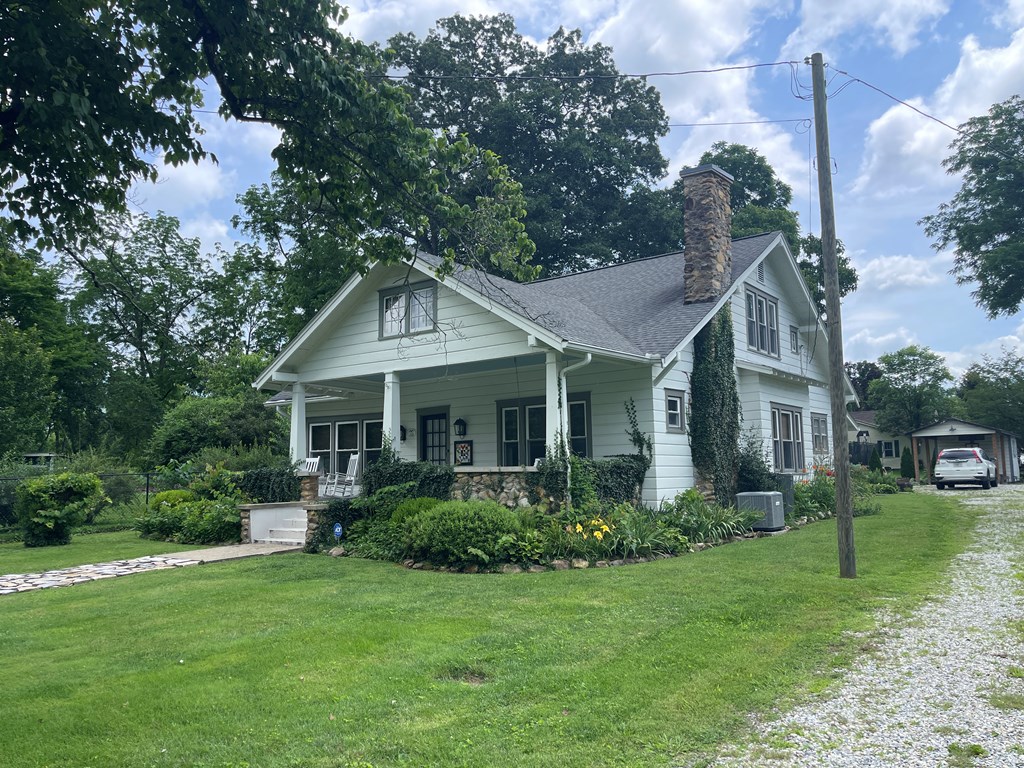 114 Sioux Street