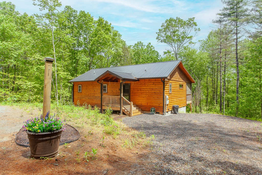 88 Bear Ridge Trail