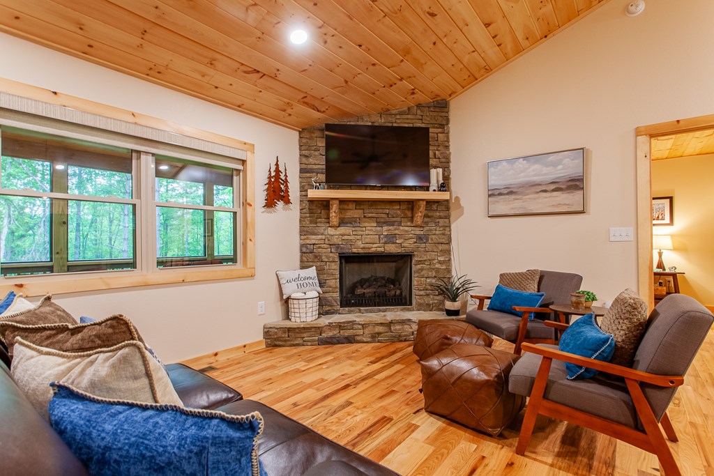 88 Bear Ridge Trail
