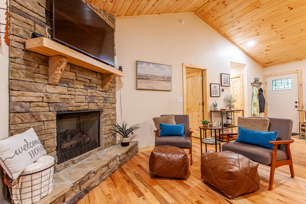 88 Bear Ridge Trail