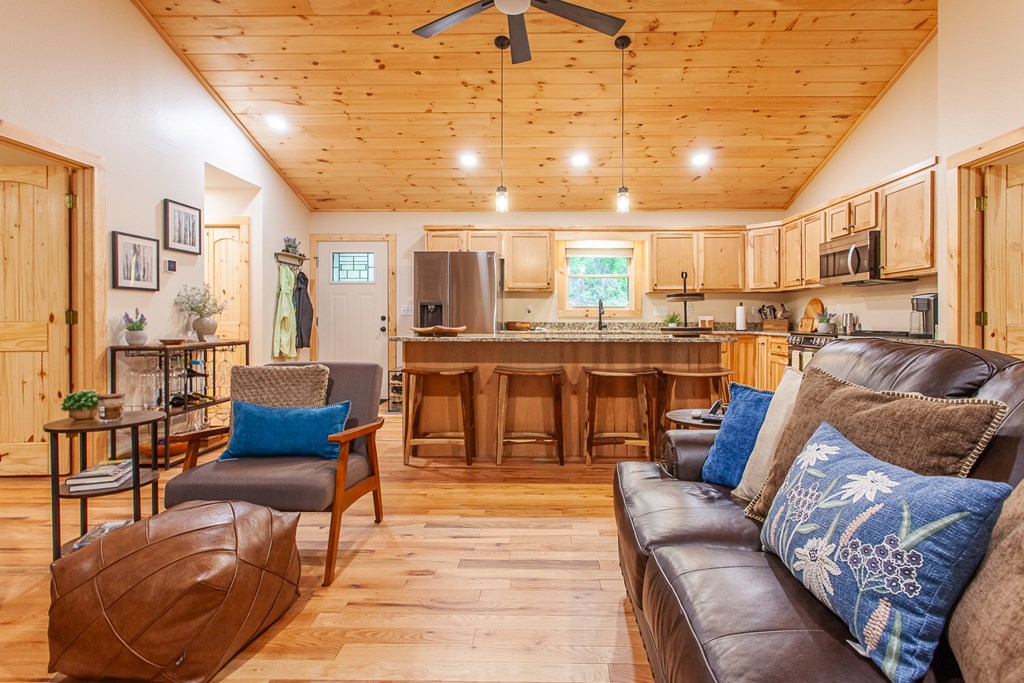 88 Bear Ridge Trail