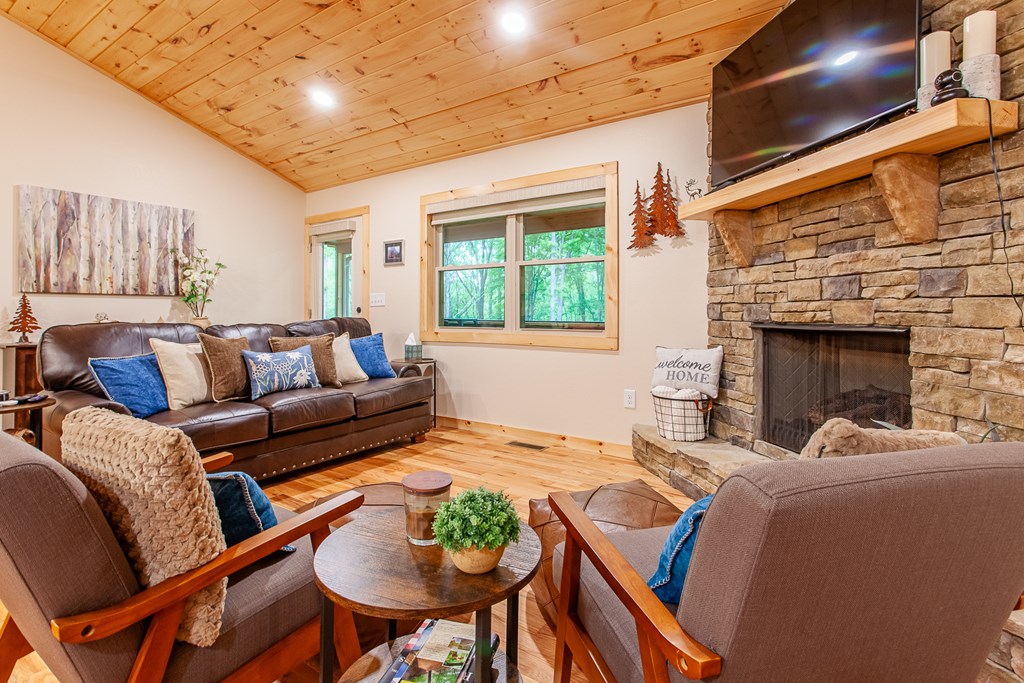88 Bear Ridge Trail