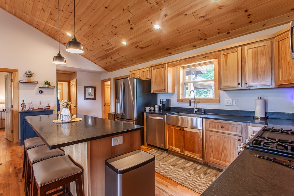310 Hiwassee Creek Estates