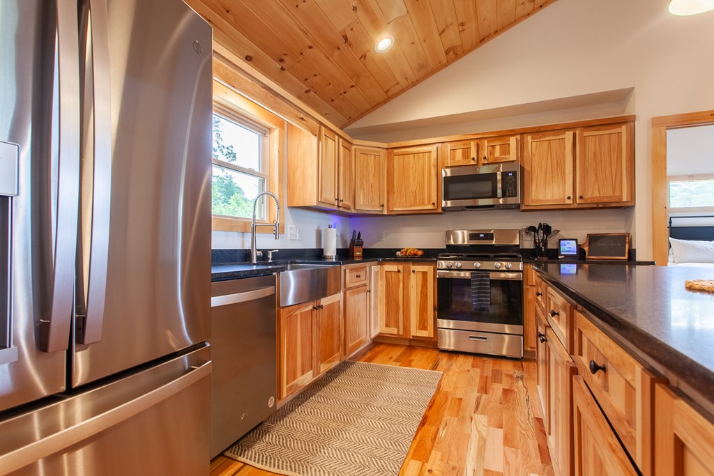 310 Hiwassee Creek Estates