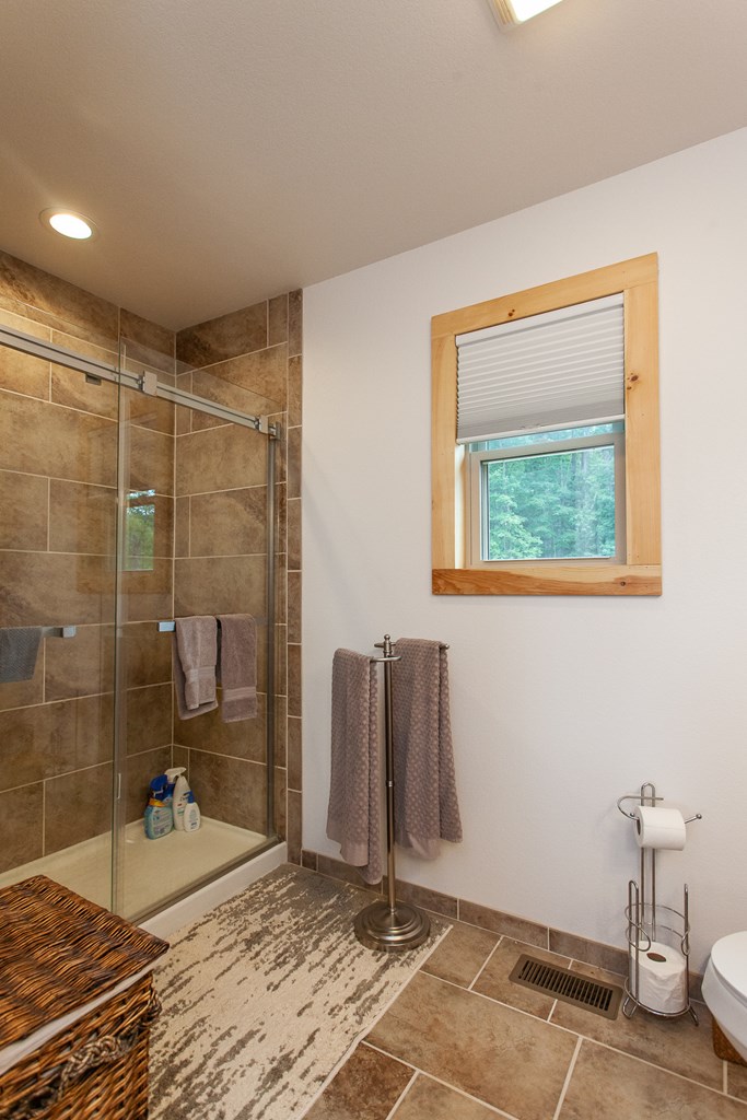 310 Hiwassee Creek Estates