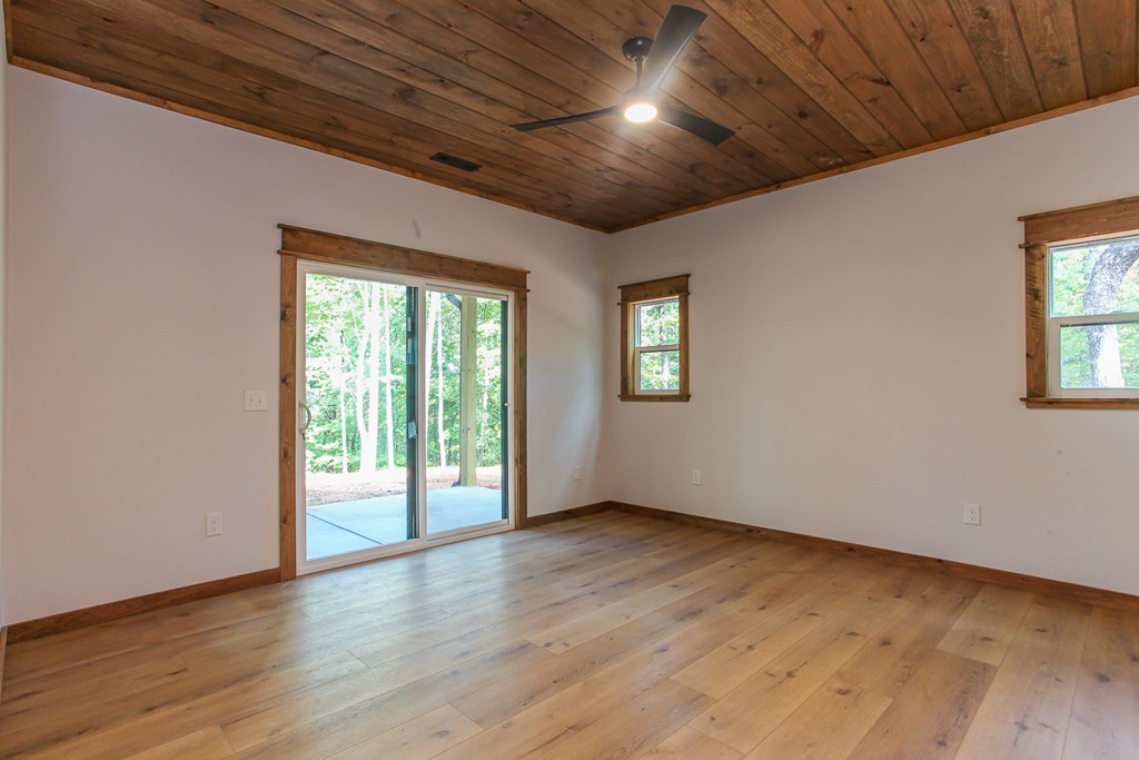 1117 Poor House Mountian Trail