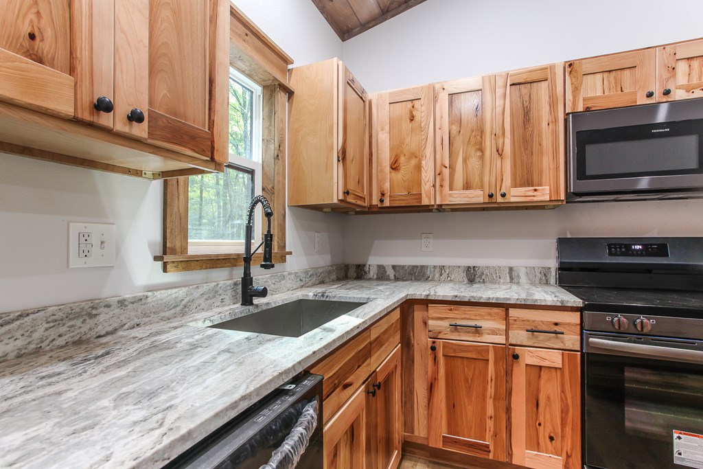 1117 Poor House Mountian Trail