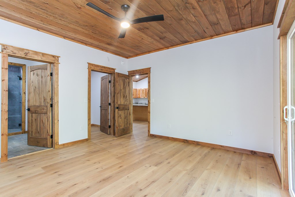 1117 Poor House Mountian Trail