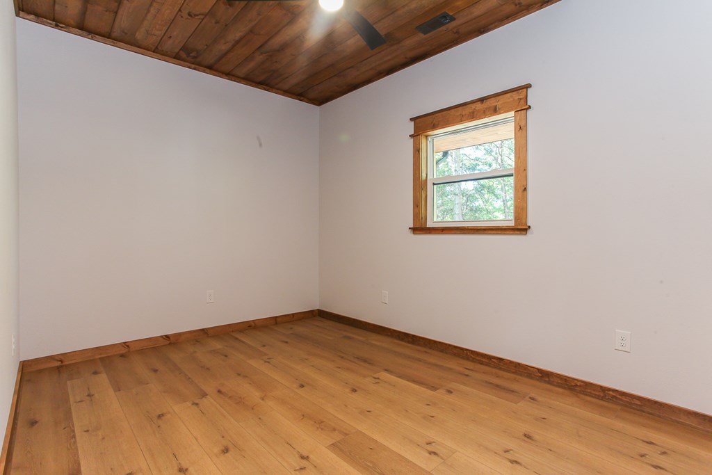 1117 Poor House Mountian Trail