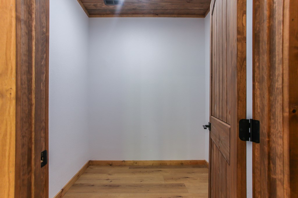 1117 Poor House Mountian Trail