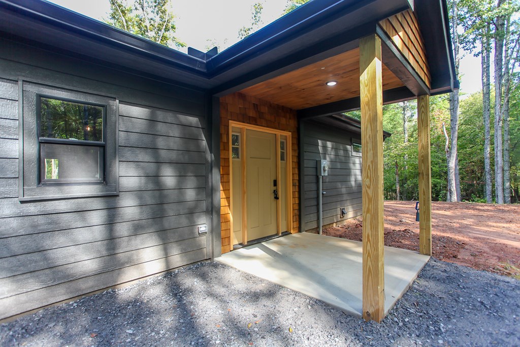 1117 Poor House Mountian Trail