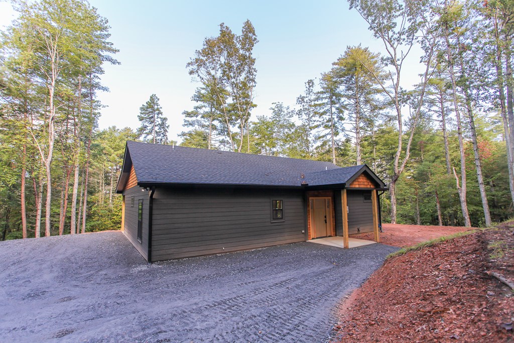 1117 Poor House Mountian Trail