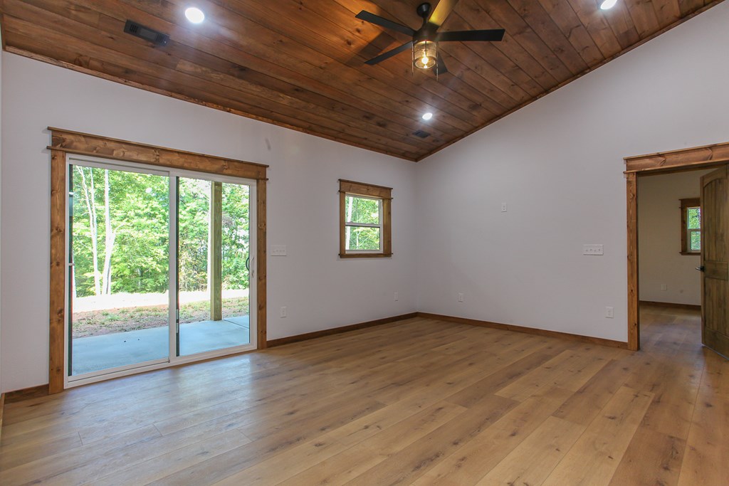 1117 Poor House Mountian Trail