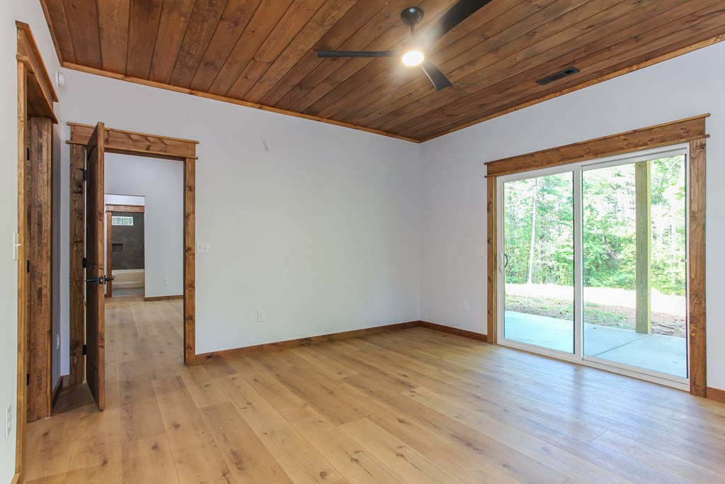 1117 Poor House Mountian Trail