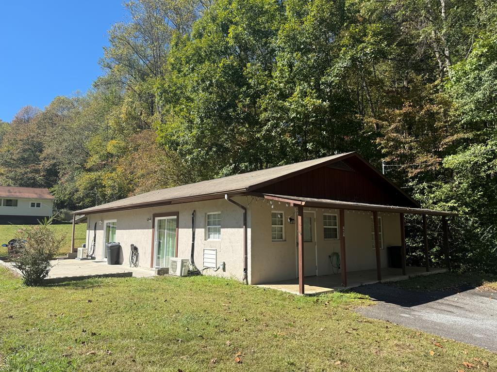 242 Wade Decker Road