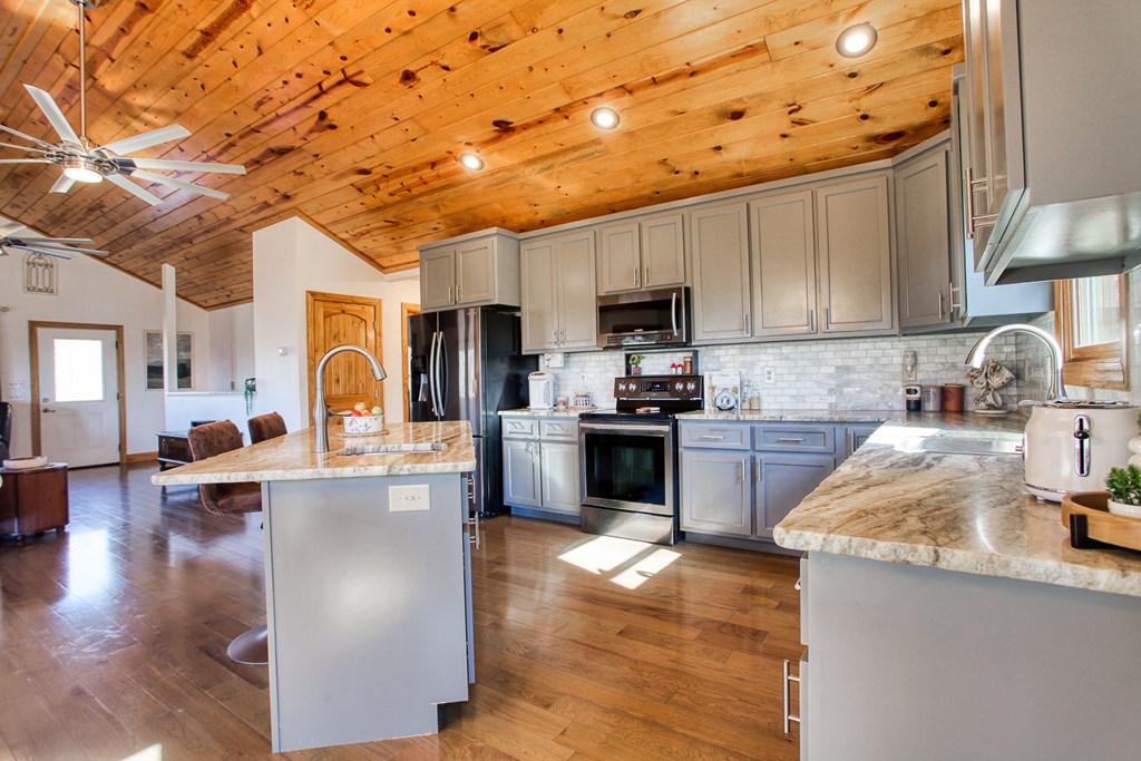 380 Bear Trail