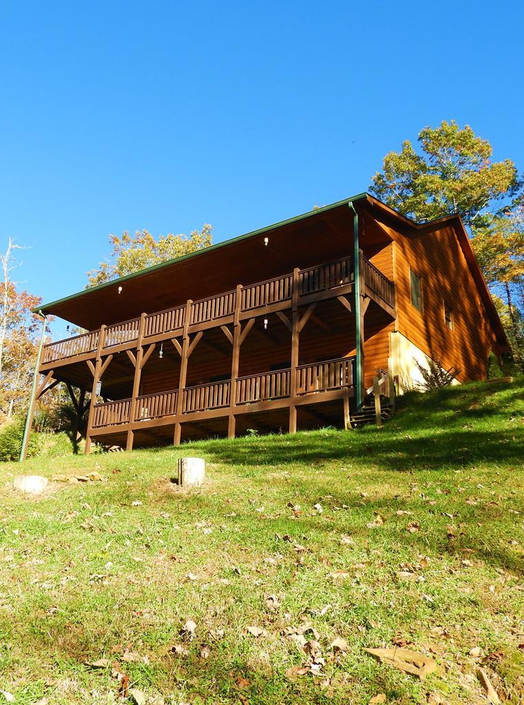 380 Bear Trail