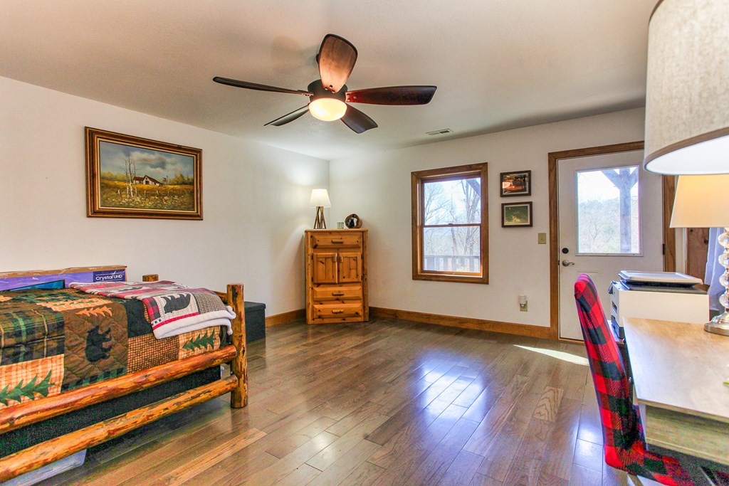 380 Bear Trail