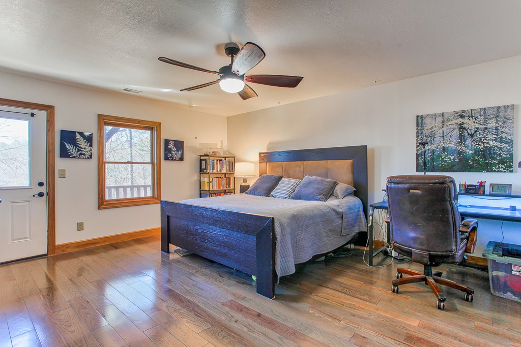 380 Bear Trail