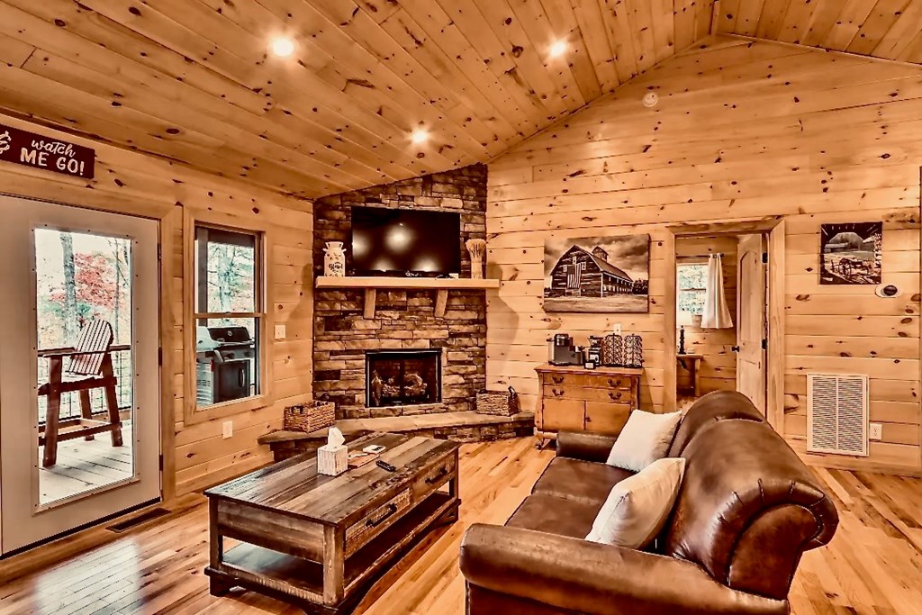 140 Hiwassee Creek Estates