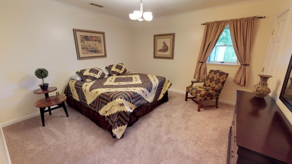 1976 Beaver Creek Road