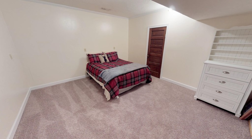 1976 Beaver Creek Road