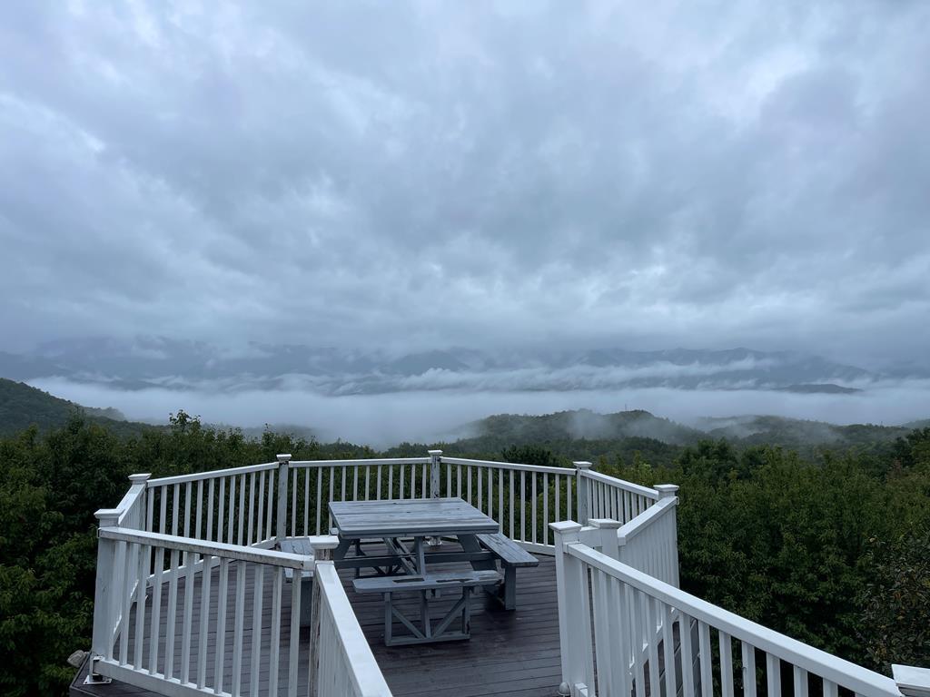 1976 Beaver Creek Road