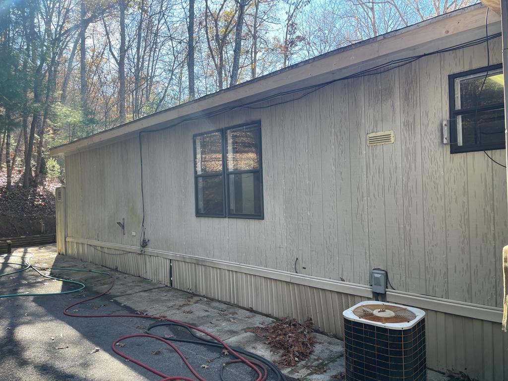 461 Vandora Suites Rd.