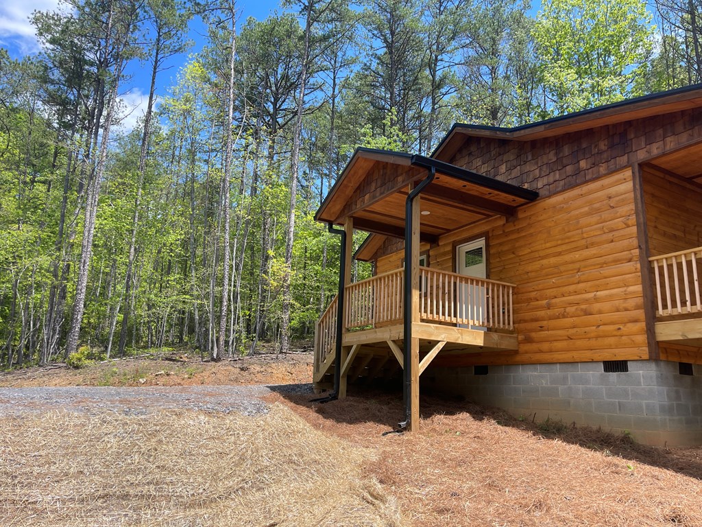 60 Lazy Creek Lane