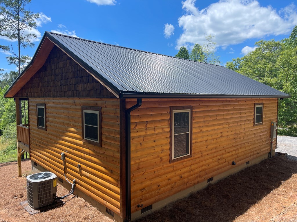 60 Lazy Creek Lane