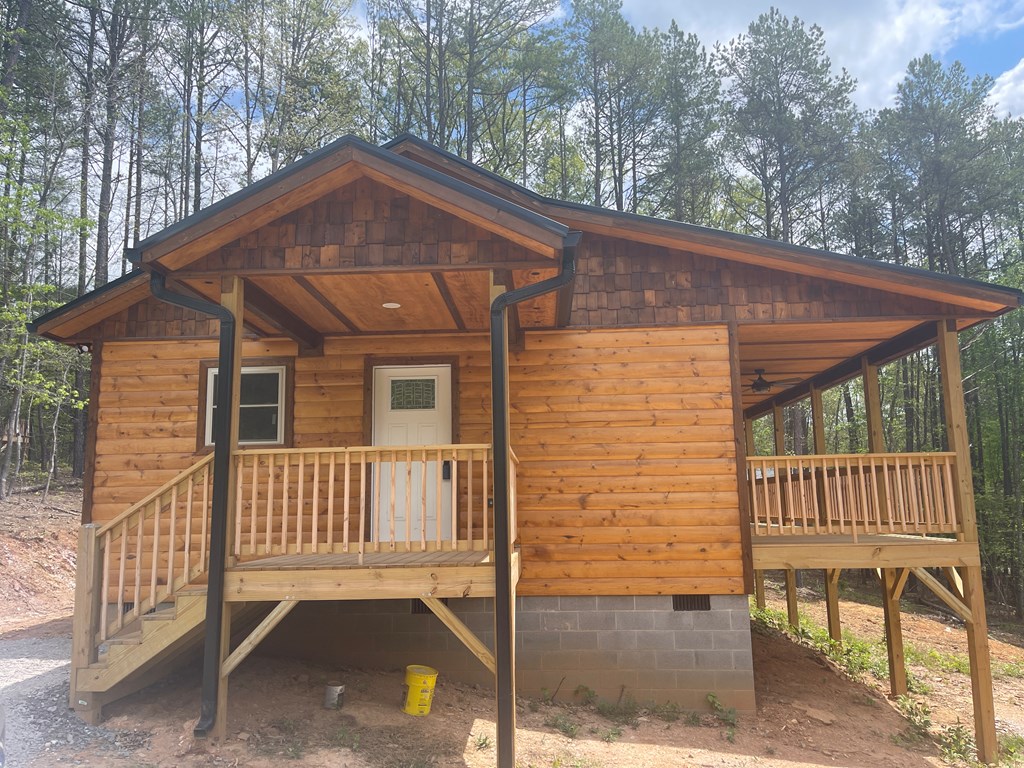 60 Lazy Creek Lane
