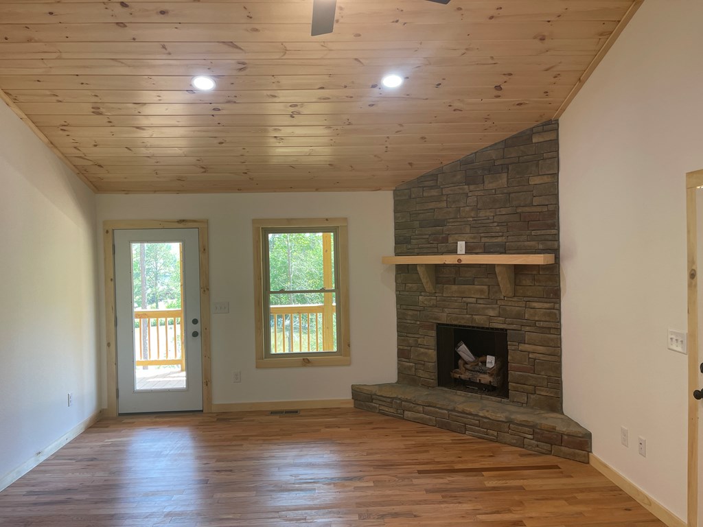 60 Lazy Creek Lane