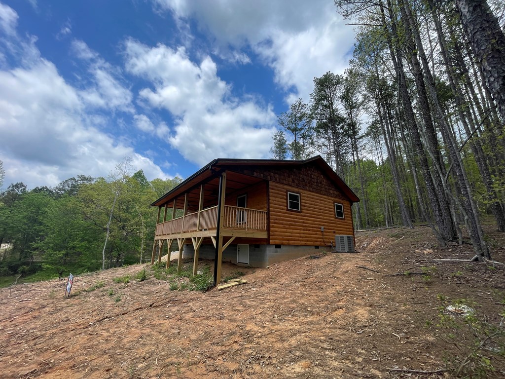 60 Lazy Creek Lane