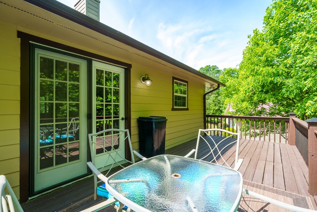 971 White Oak Drive