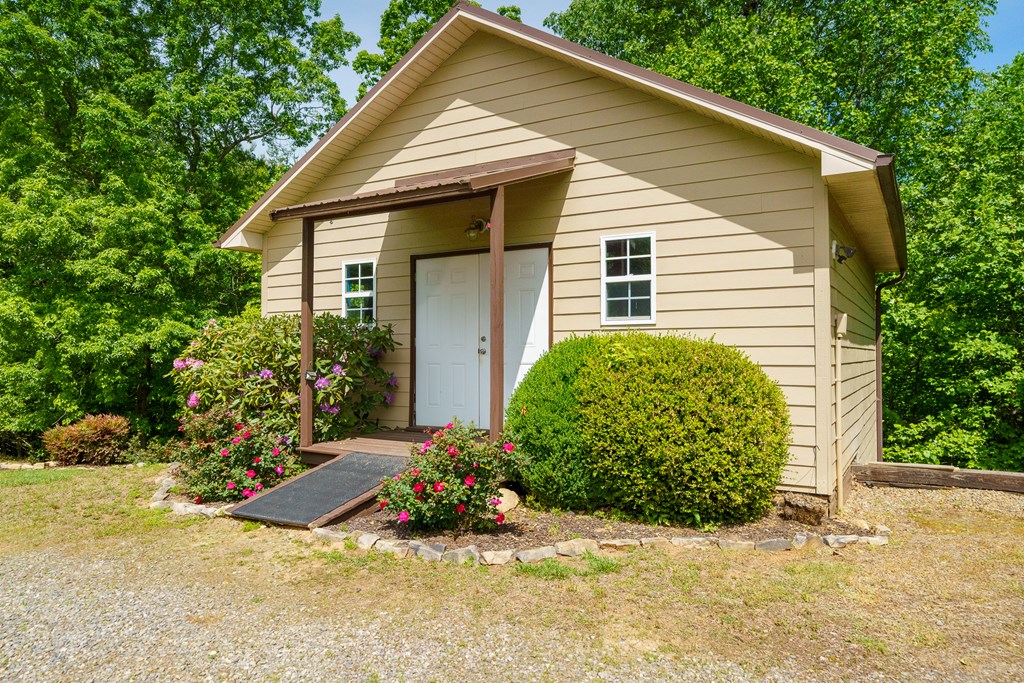971 White Oak Drive