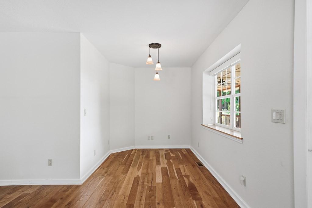 971 White Oak Drive