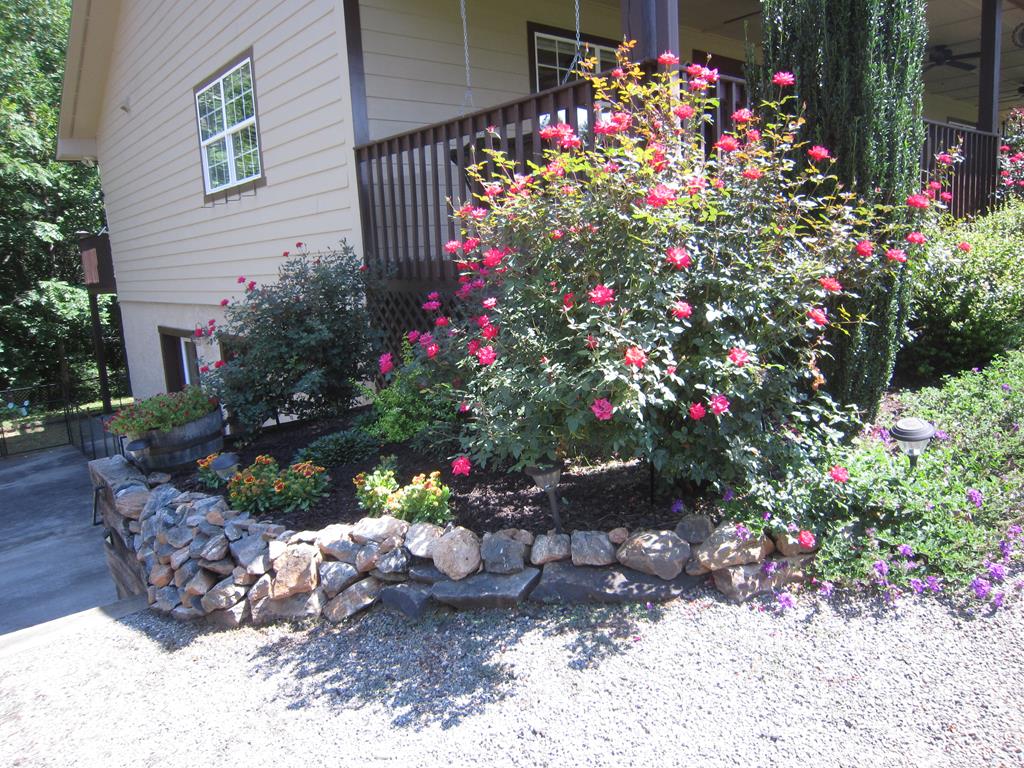 971 White Oak Drive